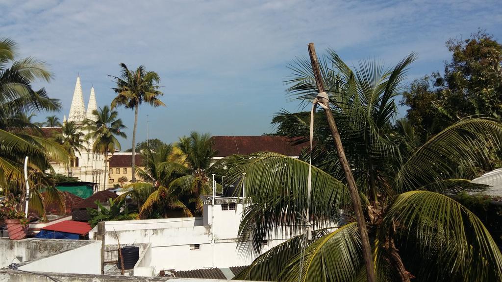 Niya Nest Homestay Kochi Exterior foto